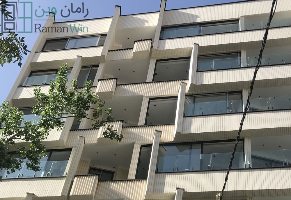جان پناه شیشه ای اسپیگات
