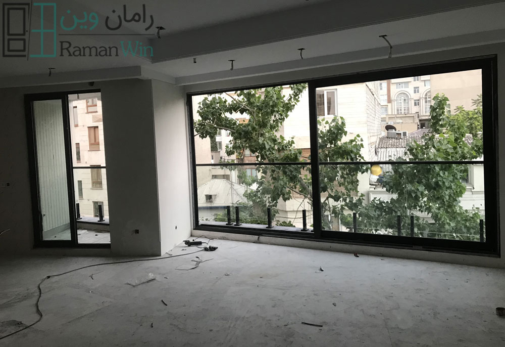 پروژه نرده شیشه ای اسپیگات