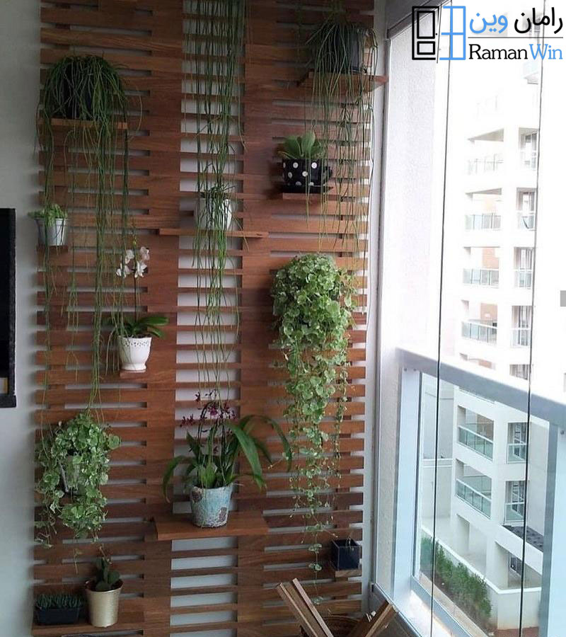 کل کاری در بالکن شیشه ای