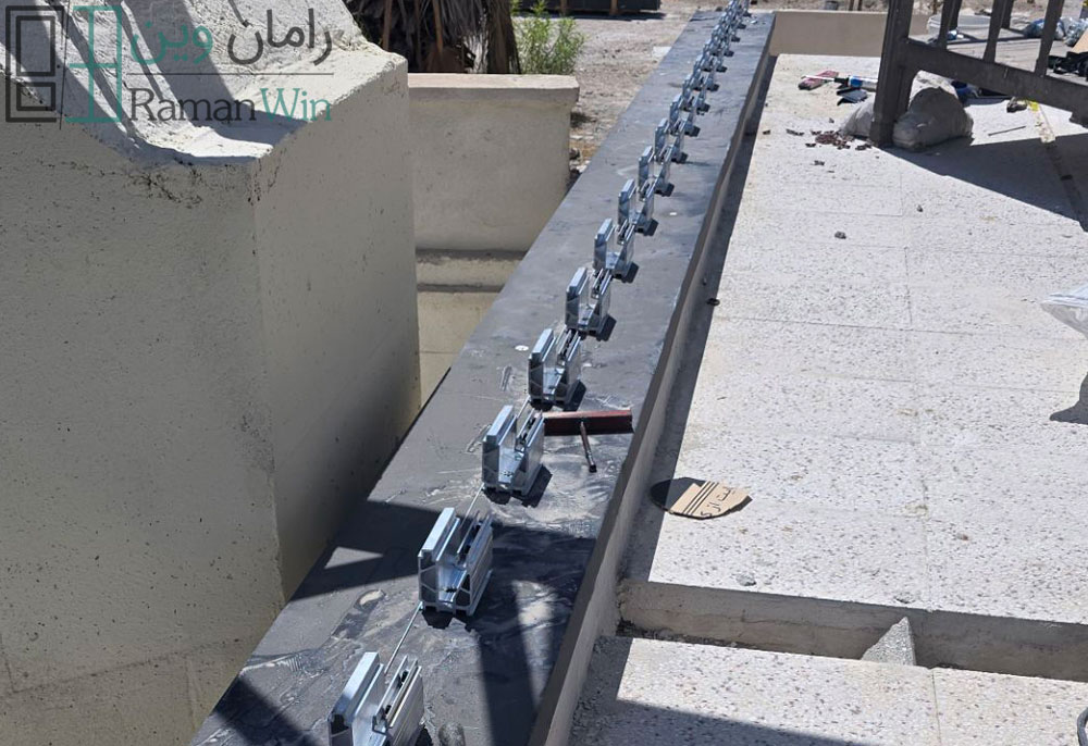نرده شیشه ای روکار
